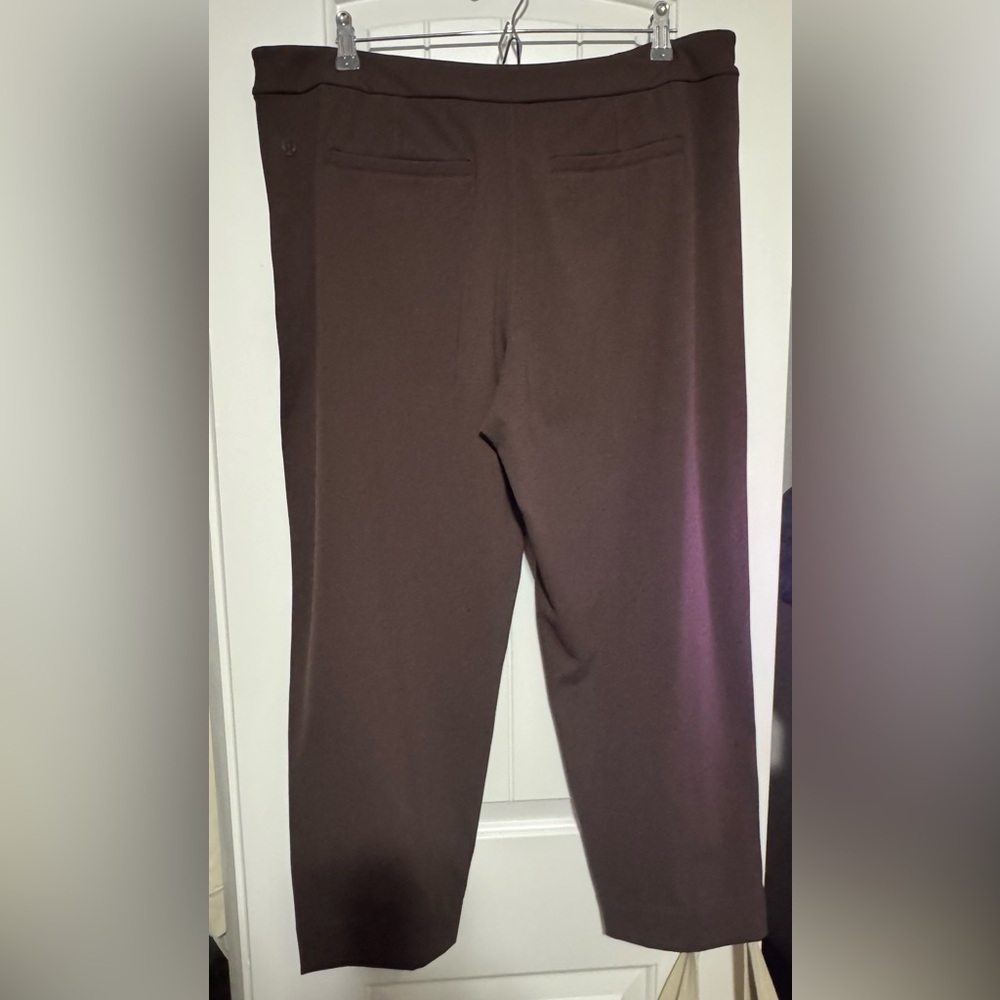 lululemon athletica ESPRESSO TAPERED LEG mid rise PANT 7/8 length sz XL LIKE NEW - Picture 3 of 7